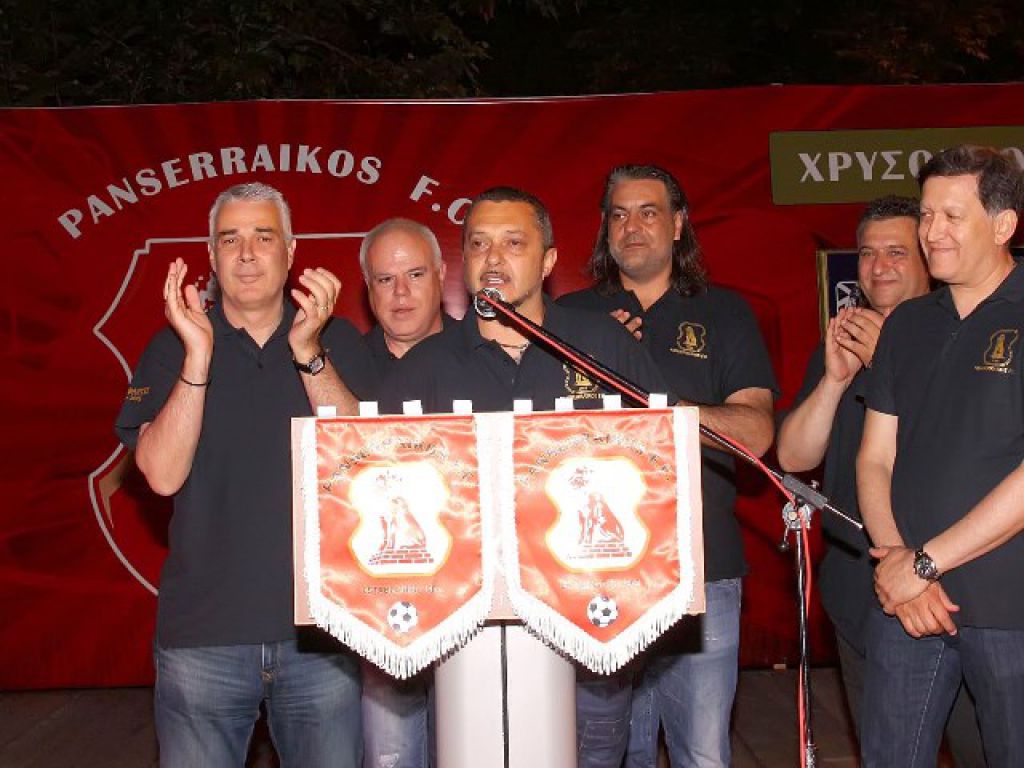 «Παράνομο αν γίνουν μπαράζ»