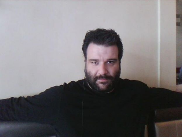 «Μήνυμα» από Σγουράκη