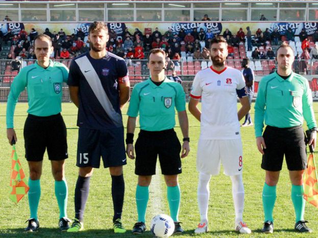 «Ρέφερι για ανώτερη κατηγορία»