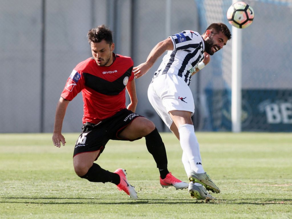 Η 18άδα στο γήπεδο