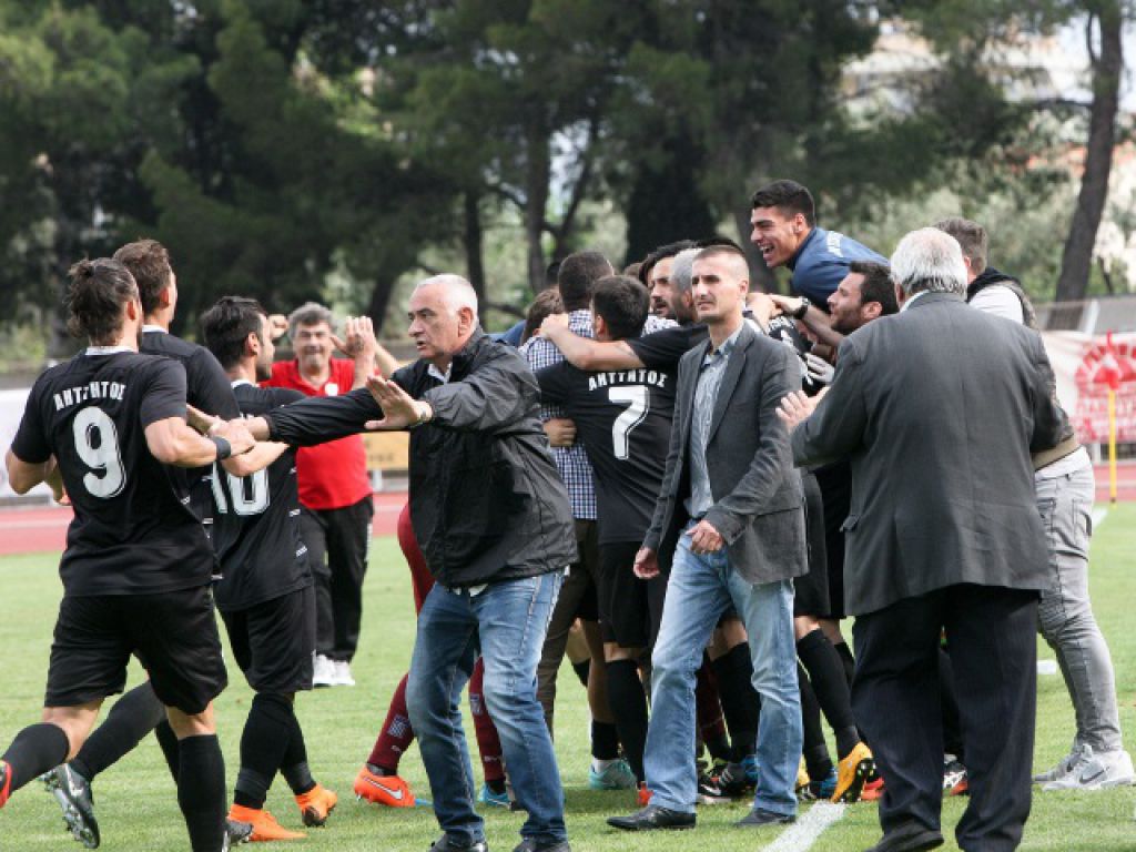 Συνεχίζει ο Κωνσταντακόπουλος