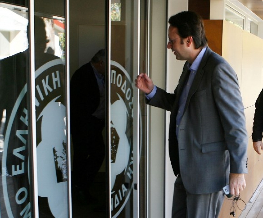 «Να παιχτεί ποδόσφαιρο»