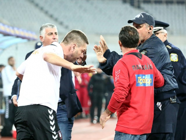Απαγόρευση σε Τσιριμπή