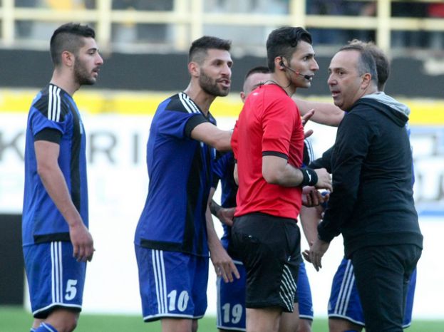 «Έκλεψαν τον ιδρώτα των παικτών»
