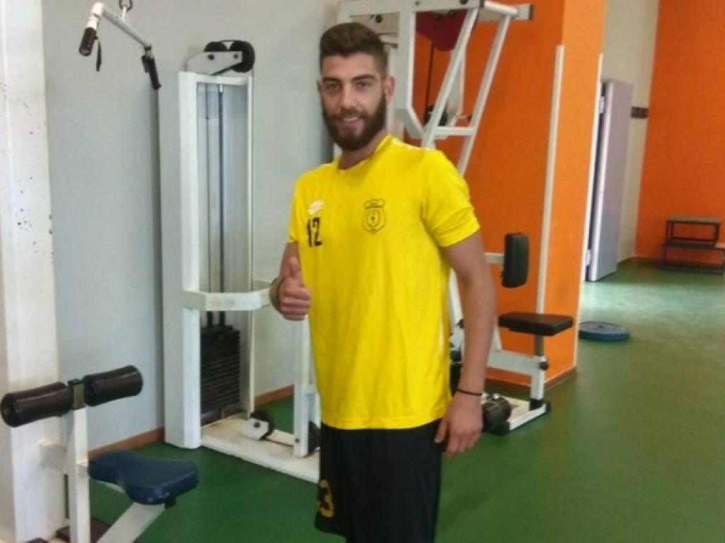 Ανάσταση για τον Λαμπάκη