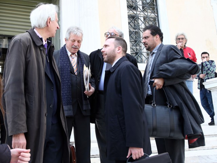 Απόφαση σε 2 έως 4 μήνες