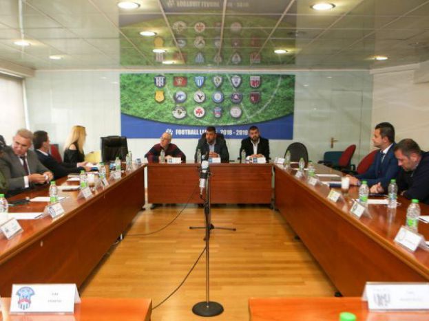 «Κάλυψη κενών από Football League»