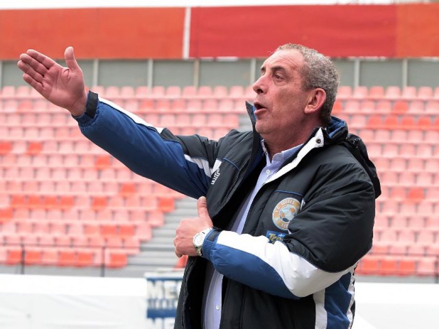 Τα είπαν Υφαντής και Αλεξίου