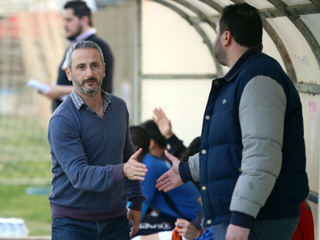 «Μπράβο που δεν μας διέλυσαν»