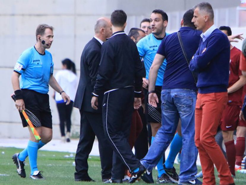 Υπομνήματα η ΑΕΛ