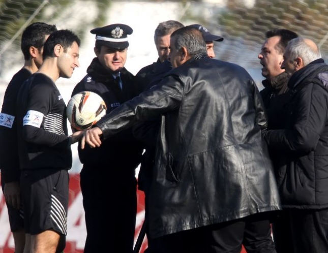 Παπαδόπουλος: «Παραιτούμαι…»