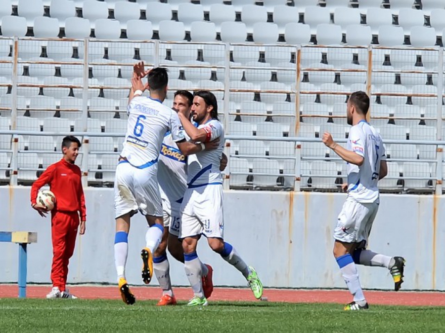Σταματούν οι δοκιμές