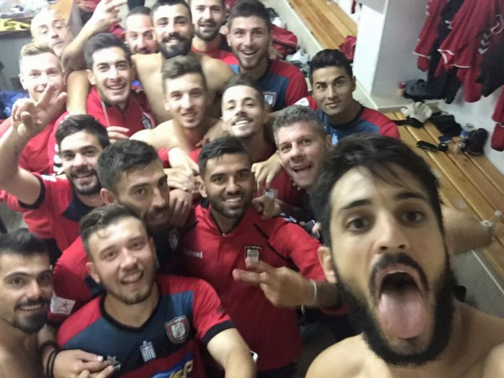 Η selfie του «διπλού»