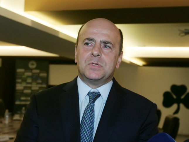Στα πολιτικά δικαστήρια!