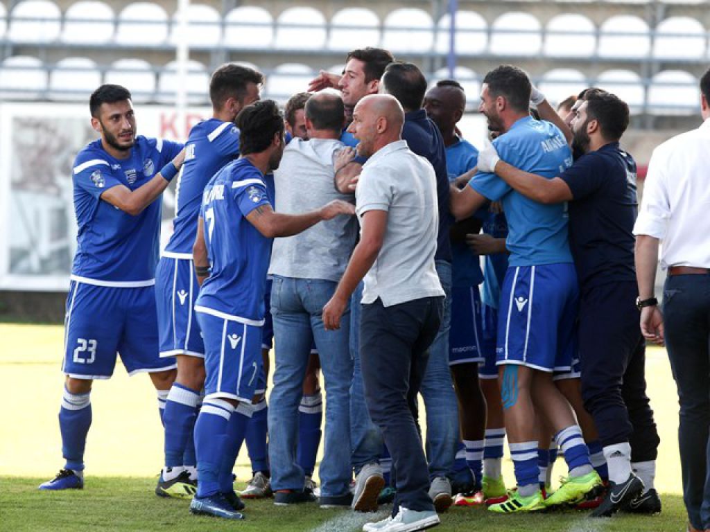 Χωρίς τρεις στη Βέροια