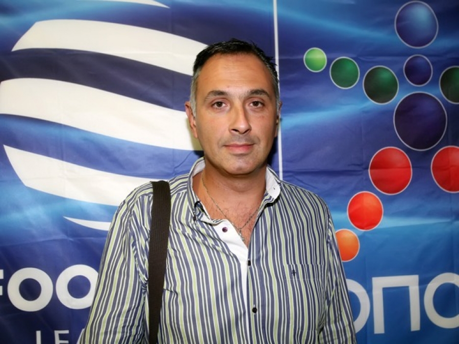 Πρόεδρος ο Ελευθεριάδης