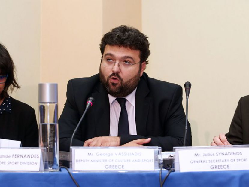 «Στηρίζει πλήρως την απόφαση»