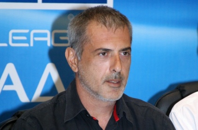 «Συζητάμε την αναδιάρθρωση»