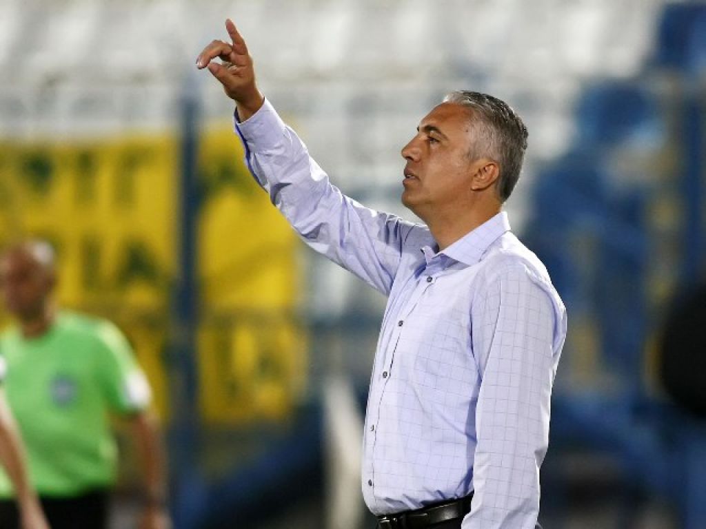 Τα ντεμπούτα του Κωστένογλου στη Β’