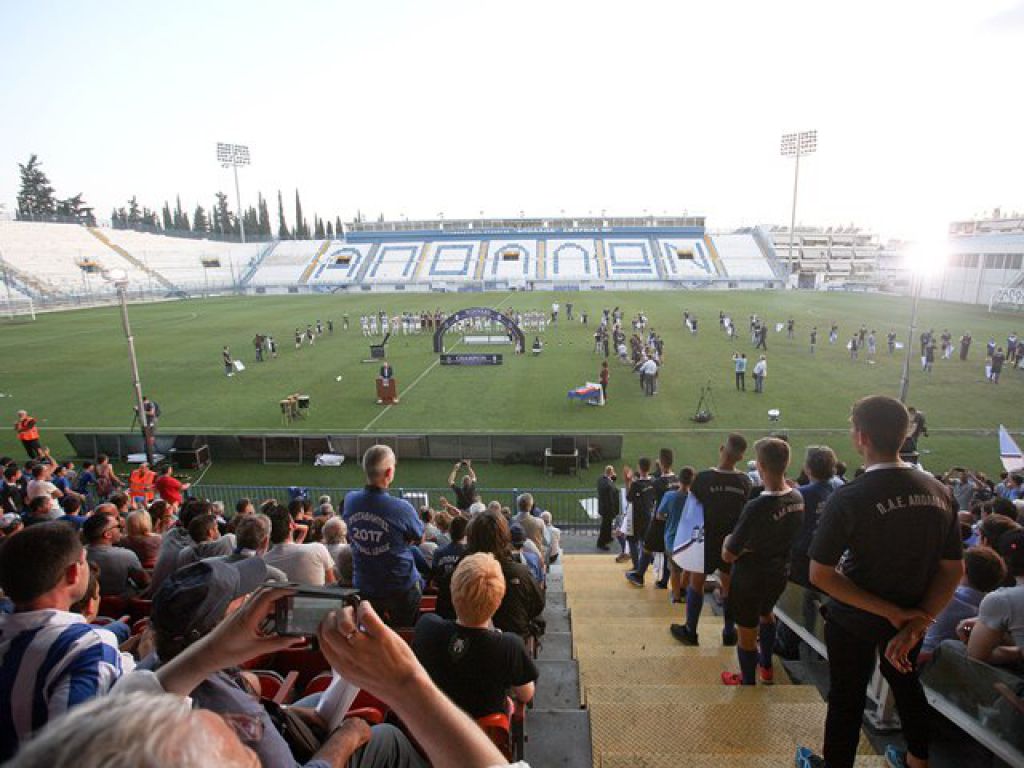 Ψάχνουν λύση