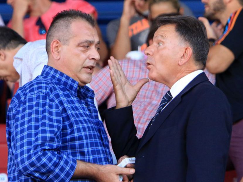 «Καφενειακές αποκαλύψεις»