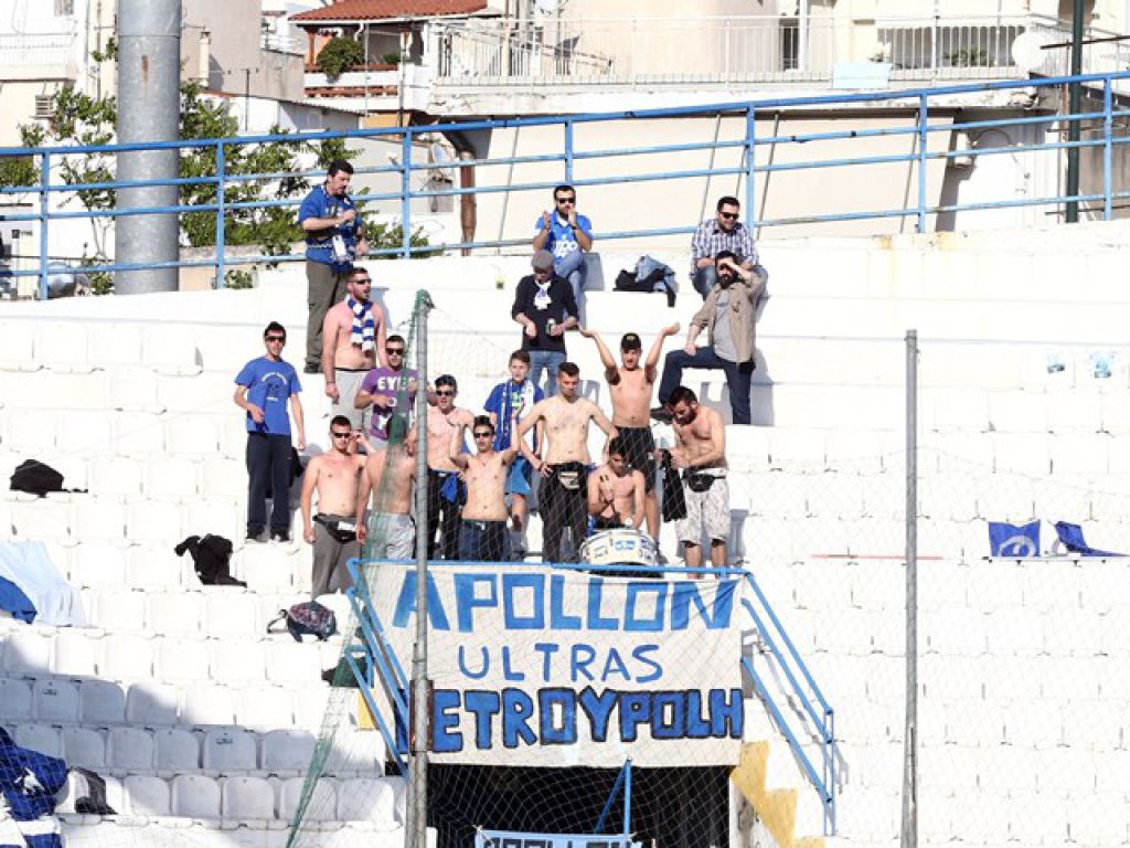 Με κόσμο στην Κόρινθο