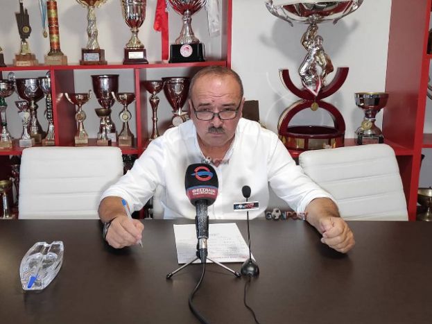 «Να πέσουμε στο ποτάμι…»
