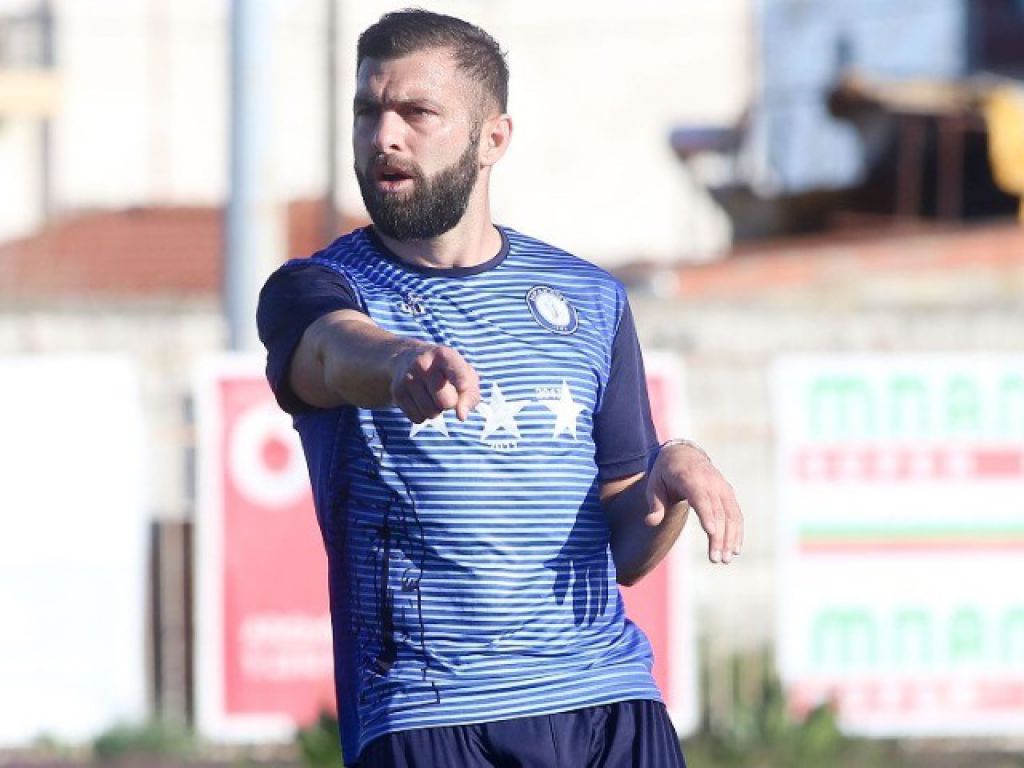 Τρεις για το 13 στα 13
