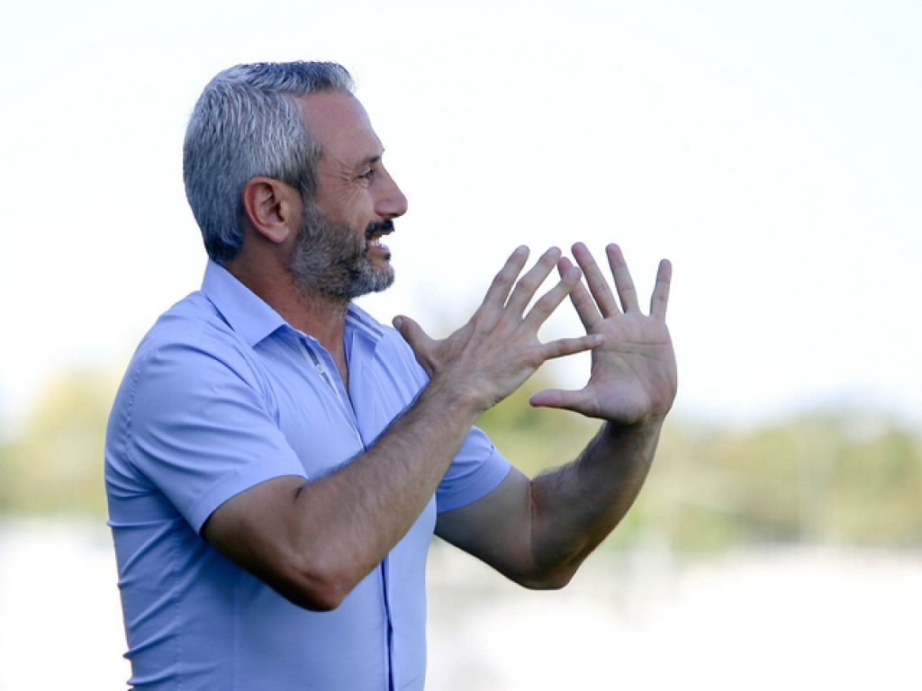 «Απολύτως ικανοποιημένος»