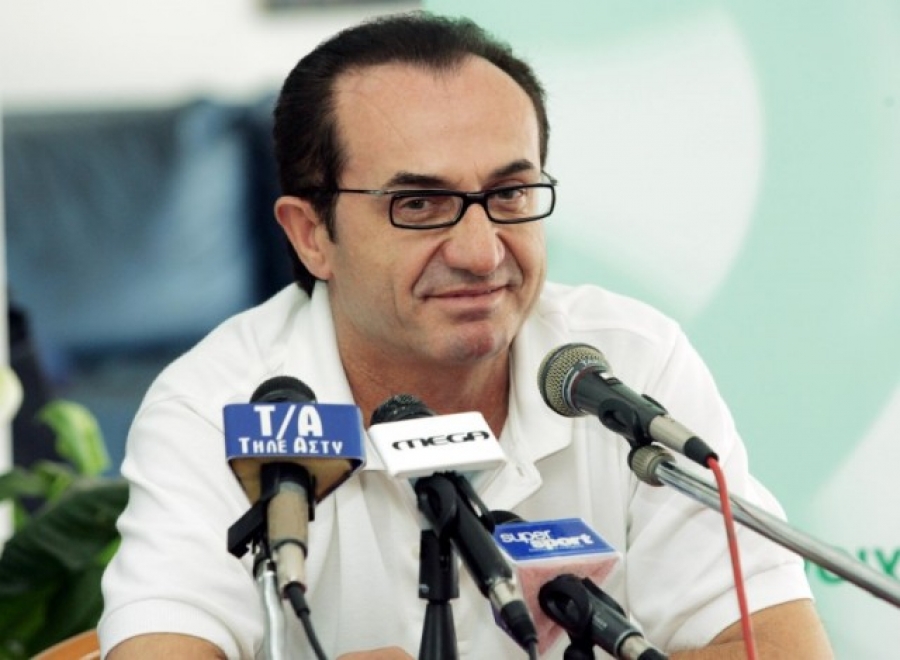 «Ψωνίζει» από την ΑΕΚ ο Βύζας