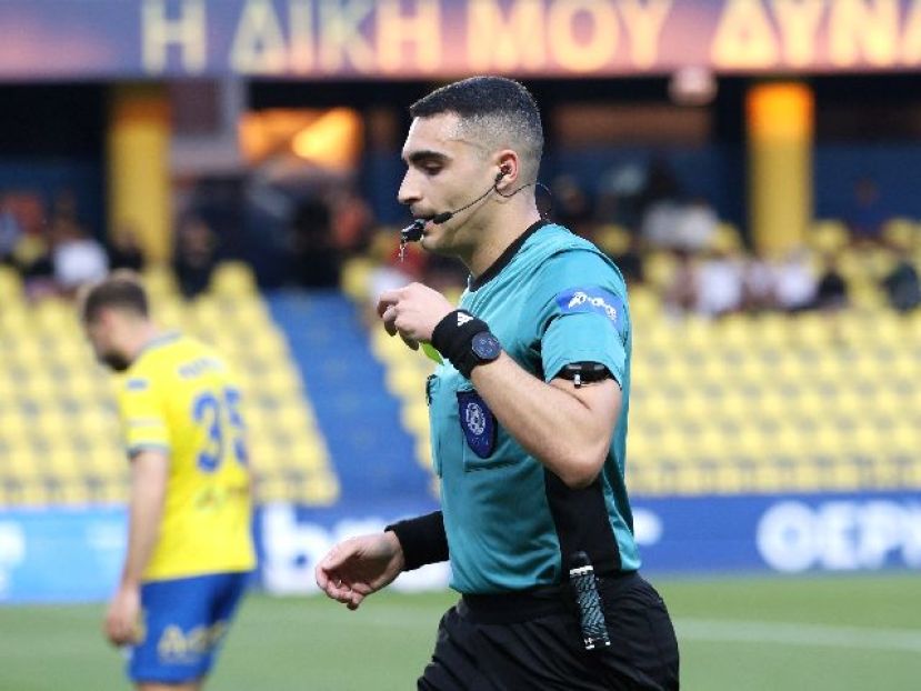Κόκκινος στη Νέα Σμύρνη