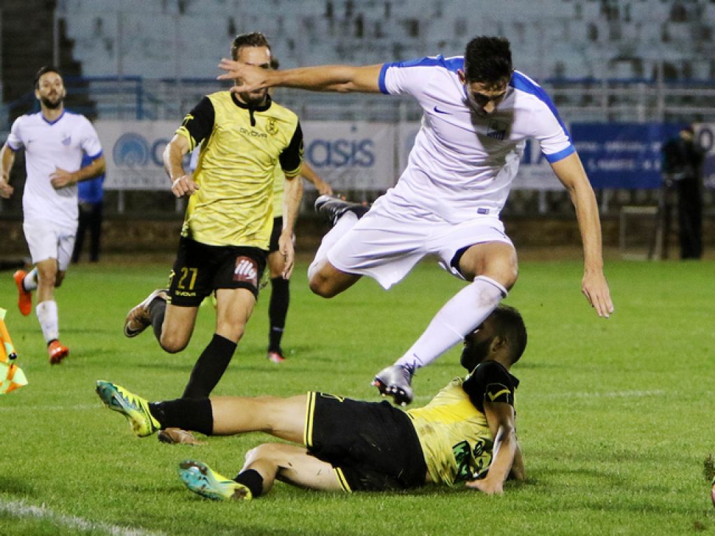«Να κλείσουμε τους χώρους»