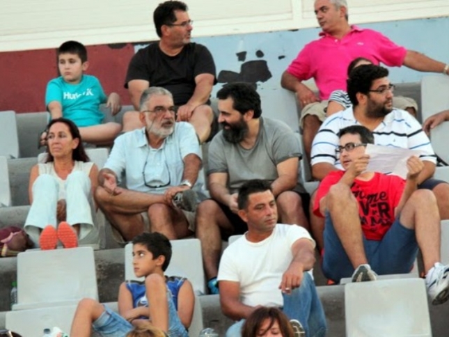 Με… Βελλή στα Ψαχνά