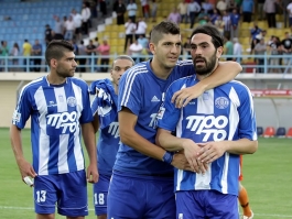«Πόρτα στους ψεύτες»