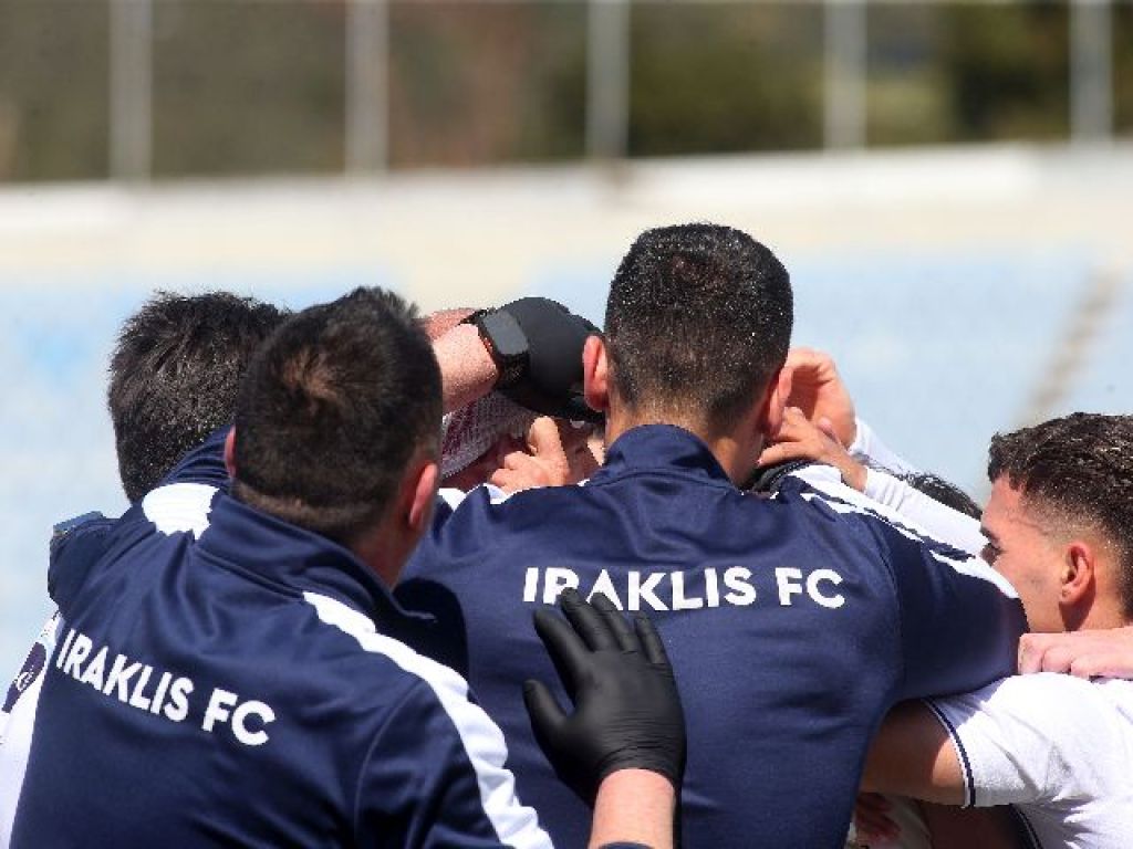 «Άνοδος στο γήπεδο…»