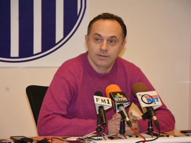 «Μας ενώνουν πολλά…»