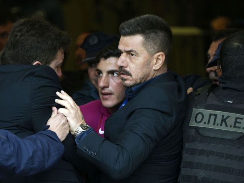 Ζήτησε να παίξει με κόσμο