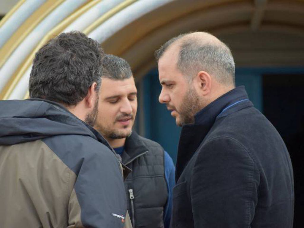 «Φίλαθλος και των δύο»
