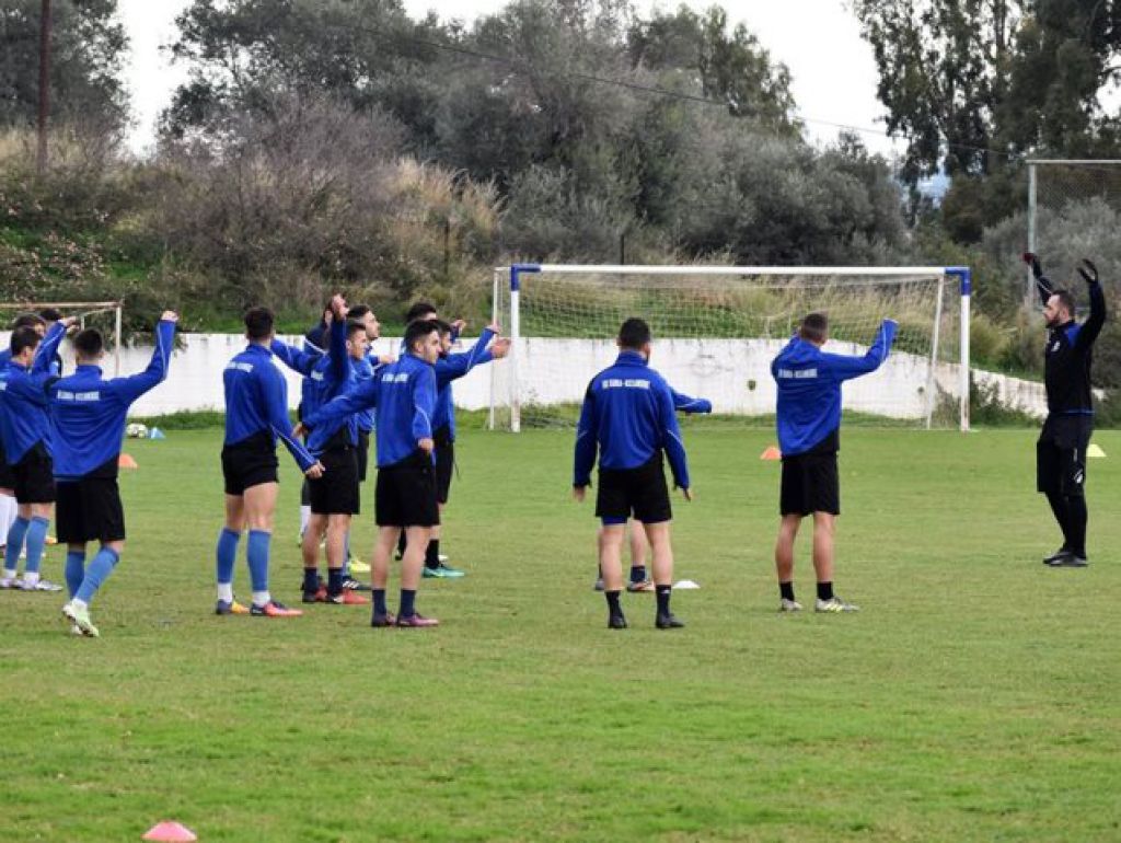 Άπαντες συνεπείς…