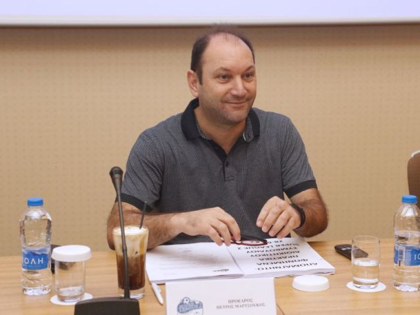 «Ο κάθε κατεργάρης στον πάγκο του»