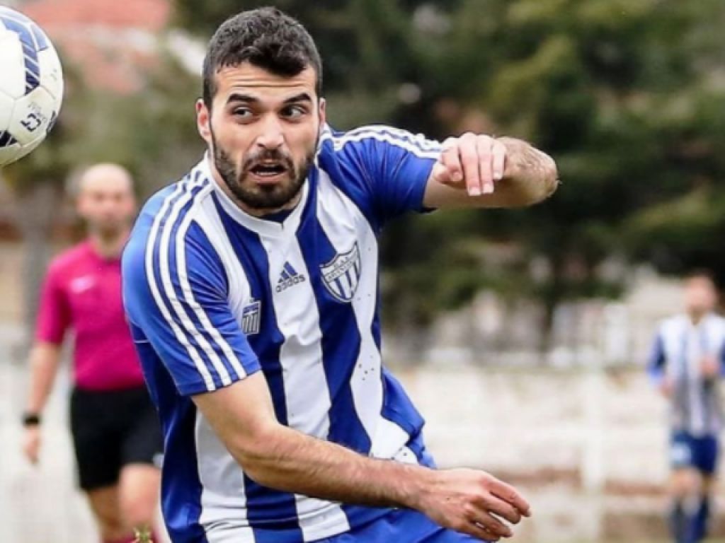 Έκλεισε στη Σαντορίνη ο Παπαδόπουλος