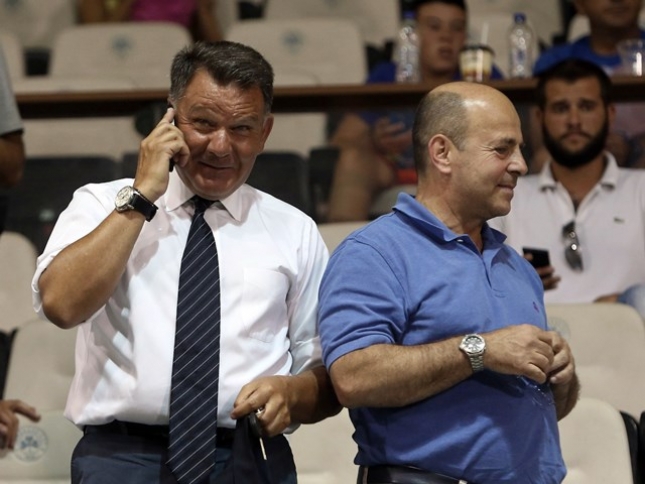 Άρχισε ραντεβού η 5μελής επιτροπή!