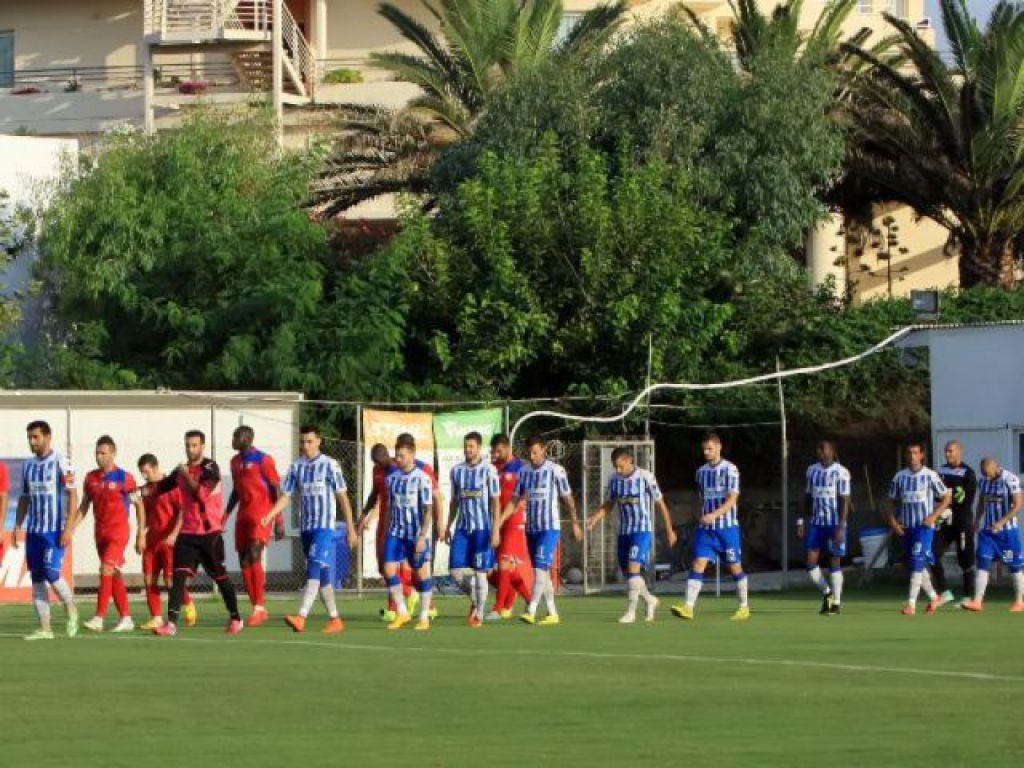 Πλάνα για το ντέρμπι της πρεμιέρας