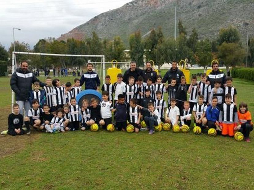 Η Ακαδημία ΟΦΗ… παίζει μπάλα