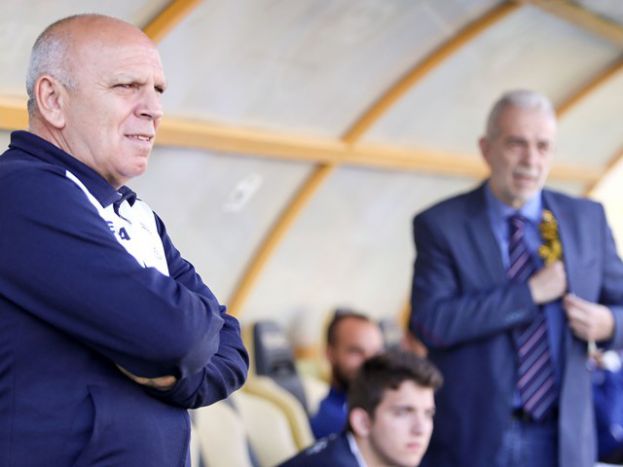 Ανέτοιμος ο Κωνσταντινίδης