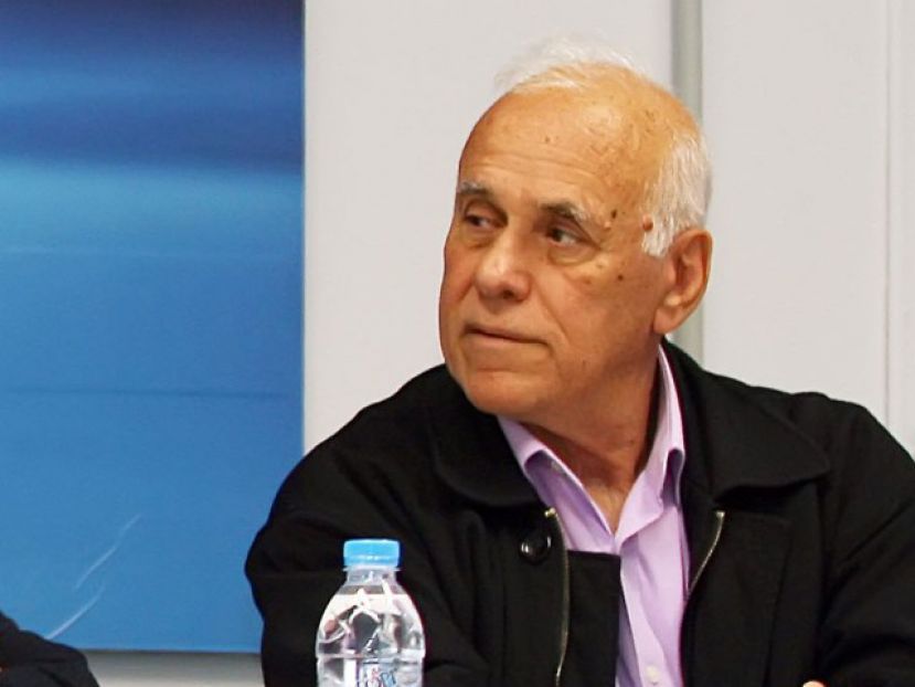Πήρε τις ενημερότητες