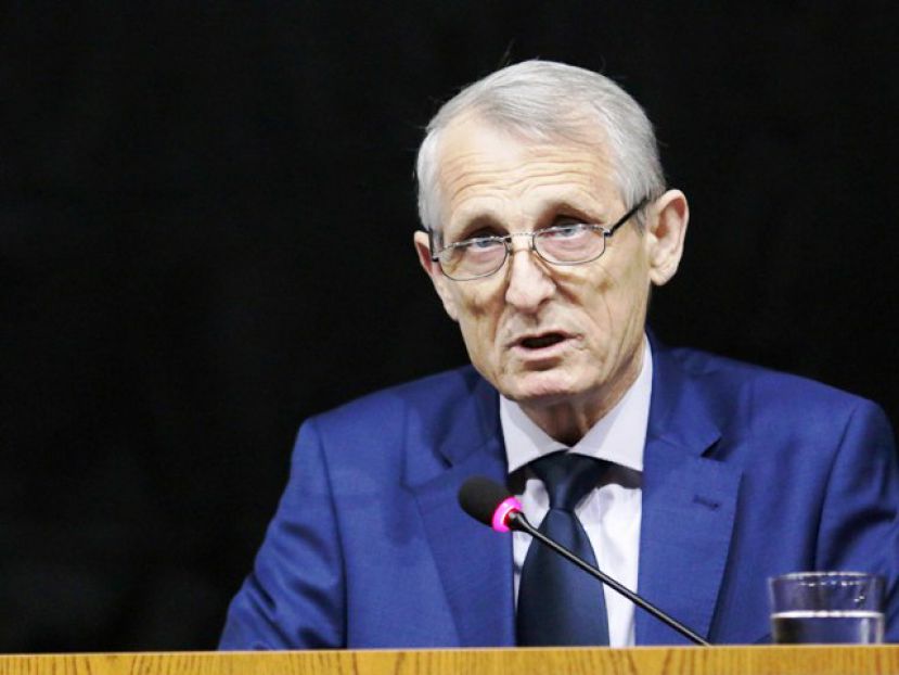 Κλήρωση με… Γκιρτζίκη