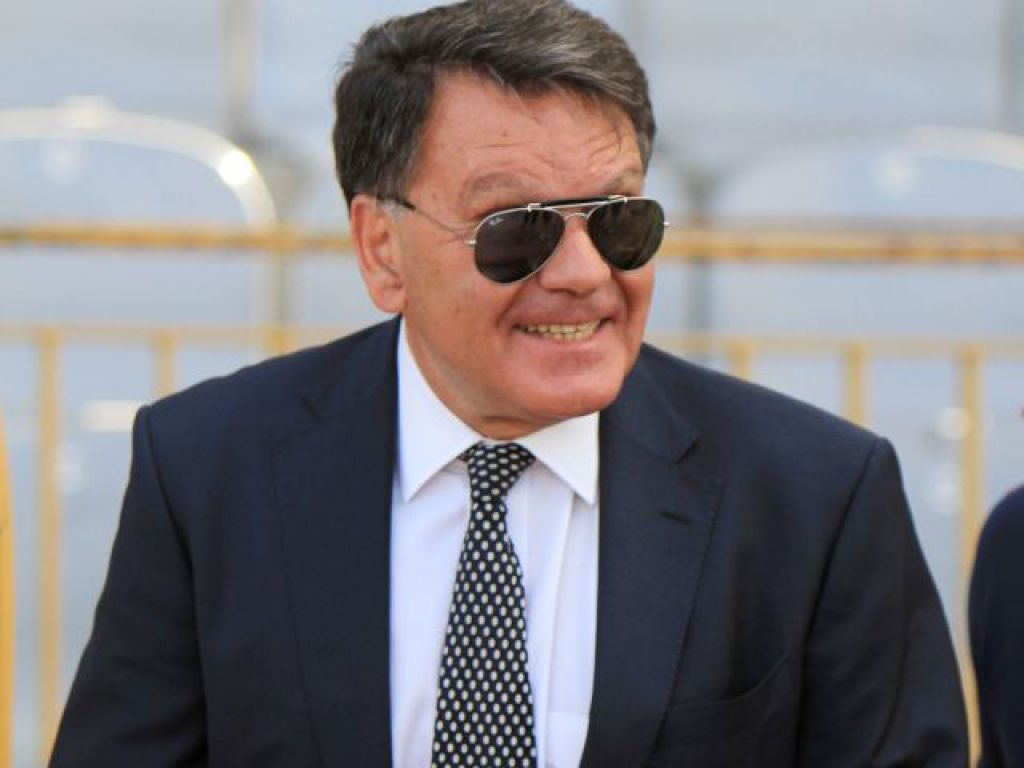«Δώσαμε τα χέρια με τον Πλεξίδα»