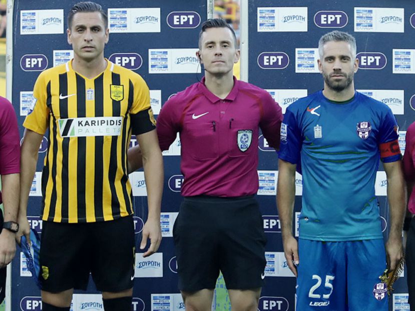 Στο πλευρό της FL