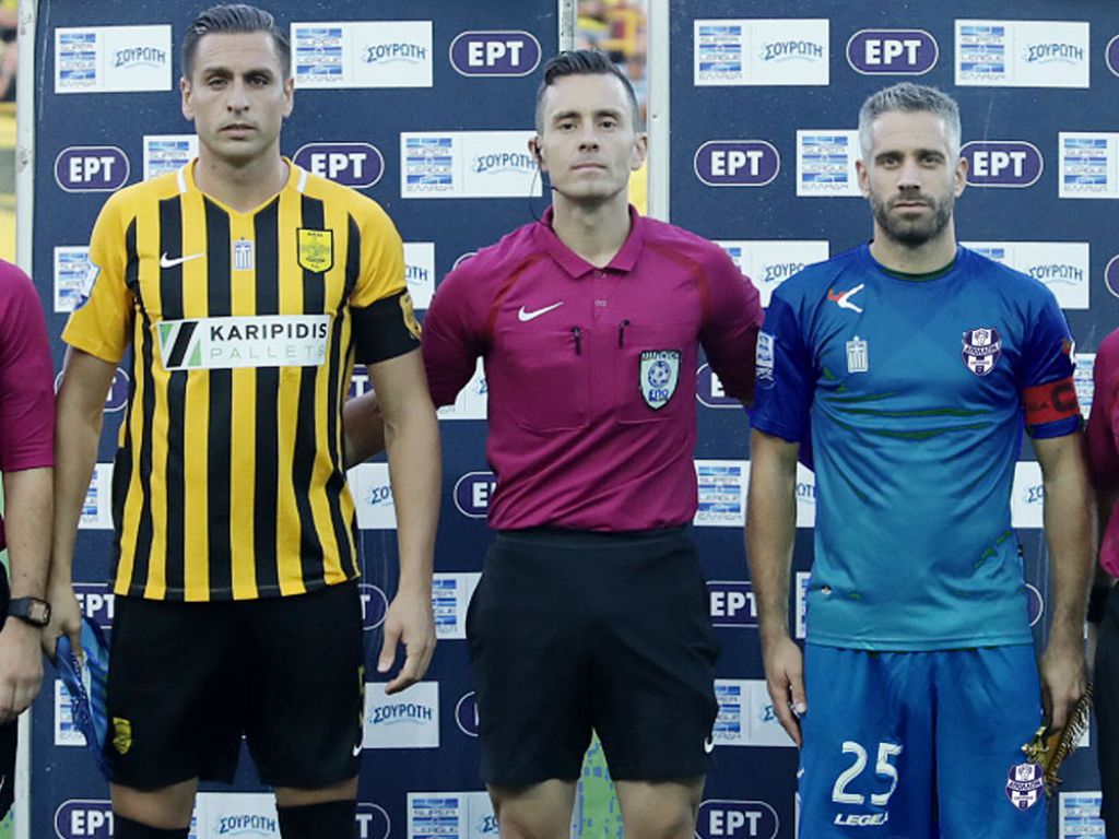 Στο πλευρό της FL